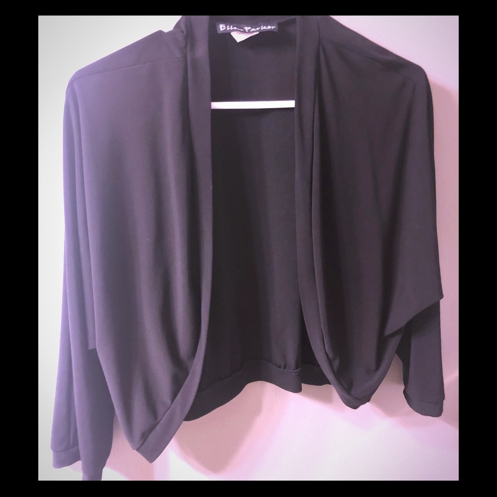 Woman’s black top